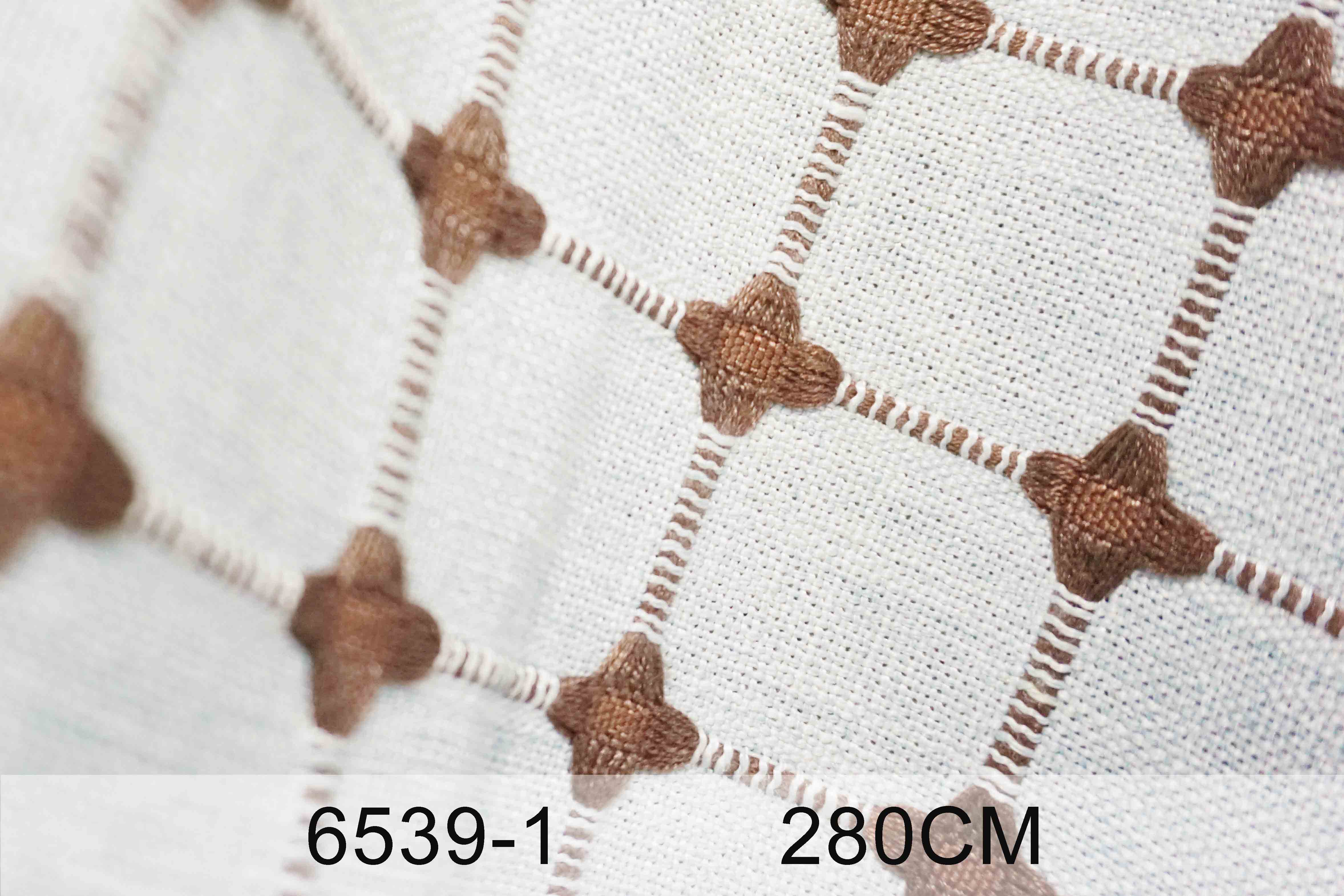 6539-Grid Pattern Fabric