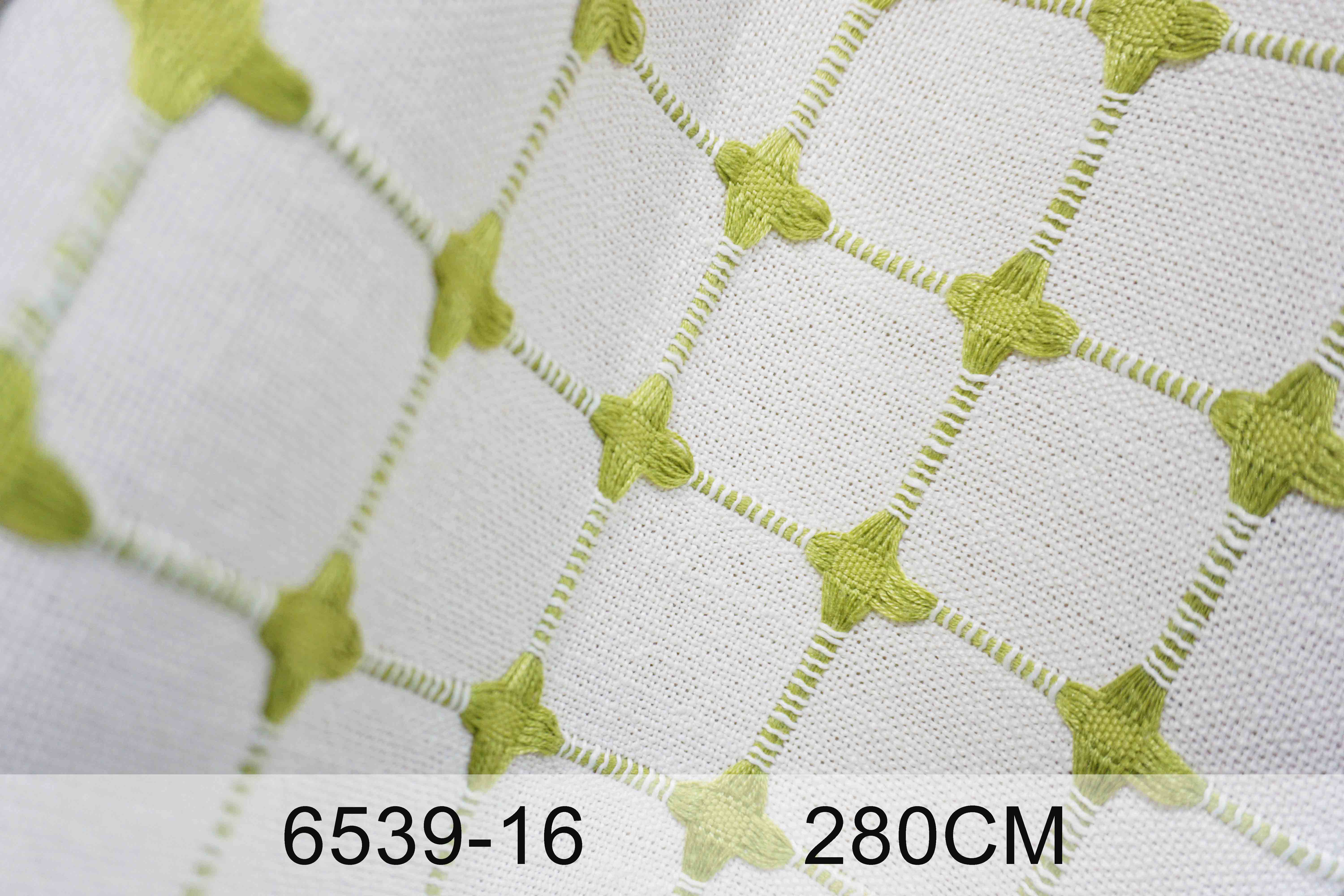 6539-Grid Pattern Fabric